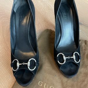 Gucci Horsebit Peep Toe Platform Heels